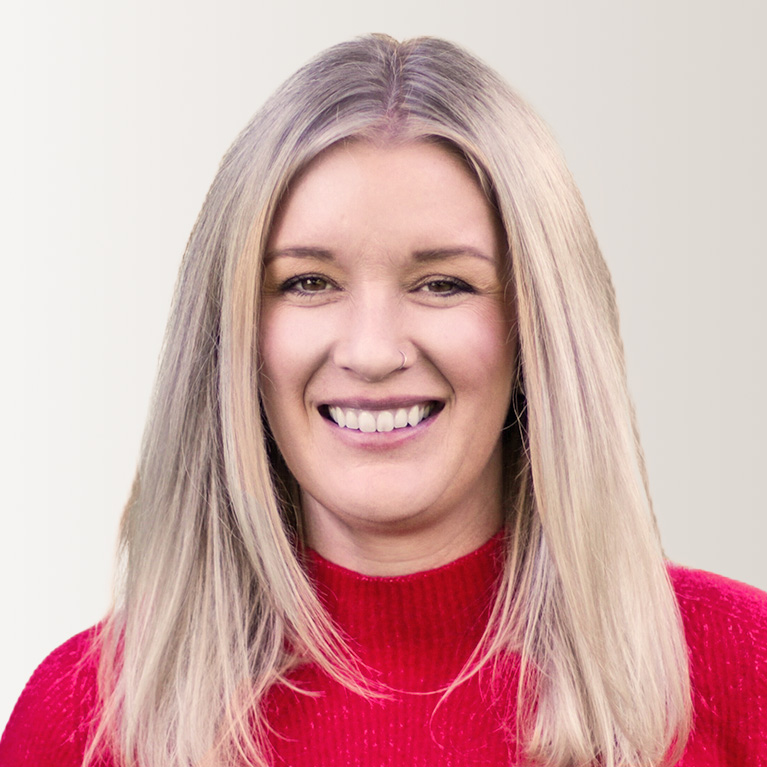 Christine McCall Christine McCall